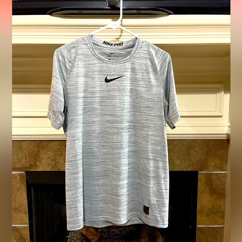 Nike Pro Dri-fit T-shirt Gray/Silver Size Medium